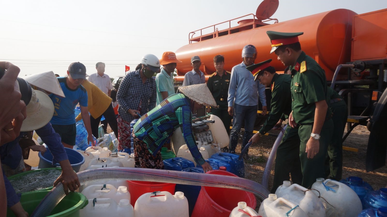 Bài 3: Bảo vệ nguồn nước là bảo vệ sự sống